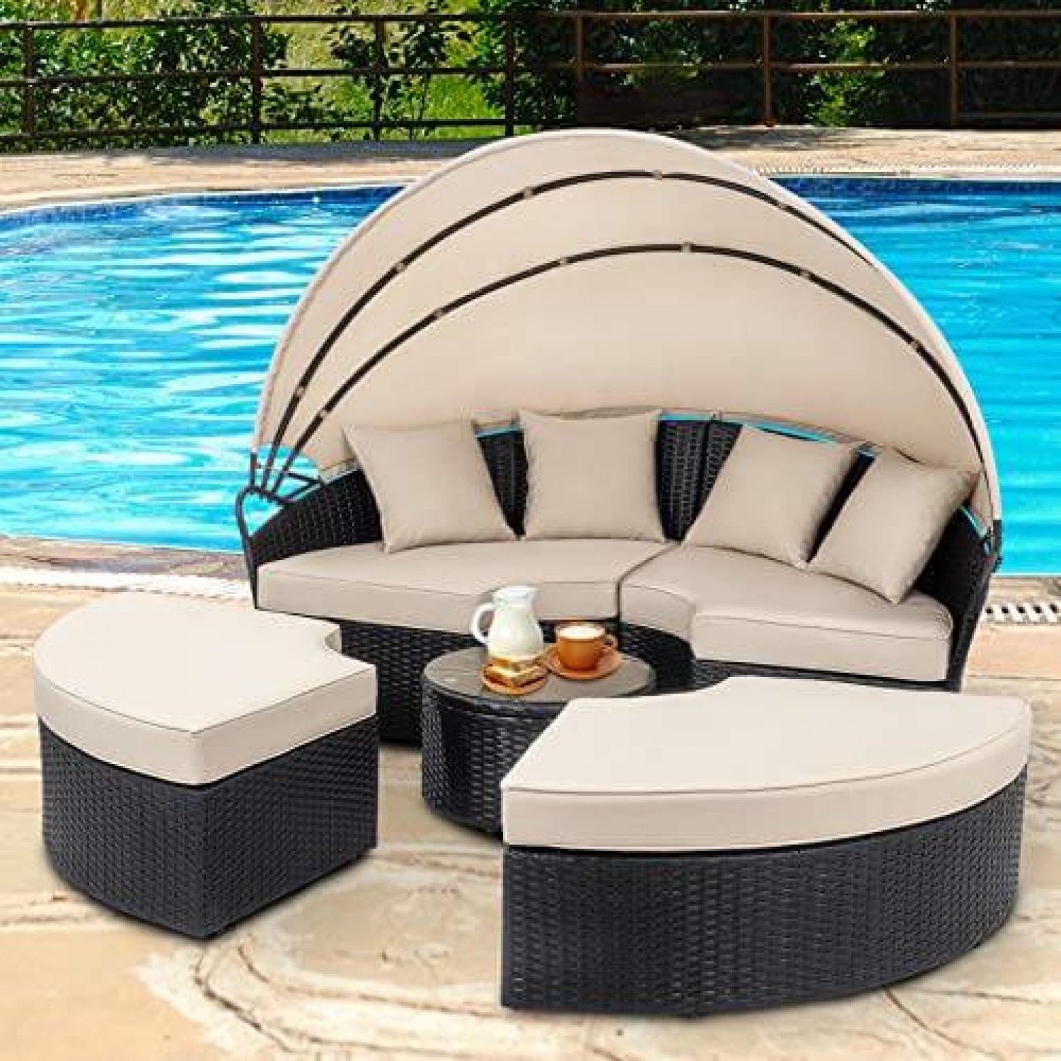 Buy Stylish Outdoor Furniture in Dubai, Abu Dhabi & UAE